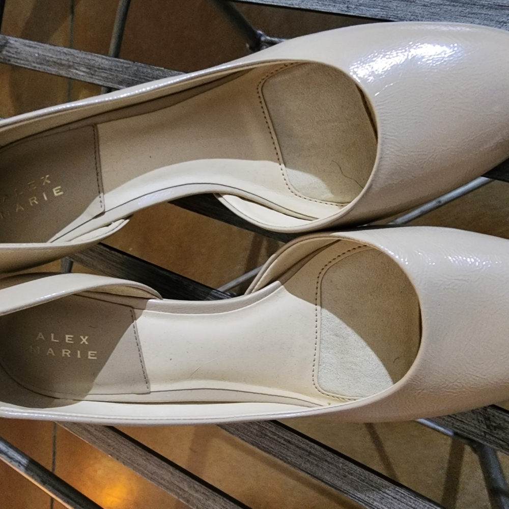 Alex Marie Cream Flats with Smooth Finish